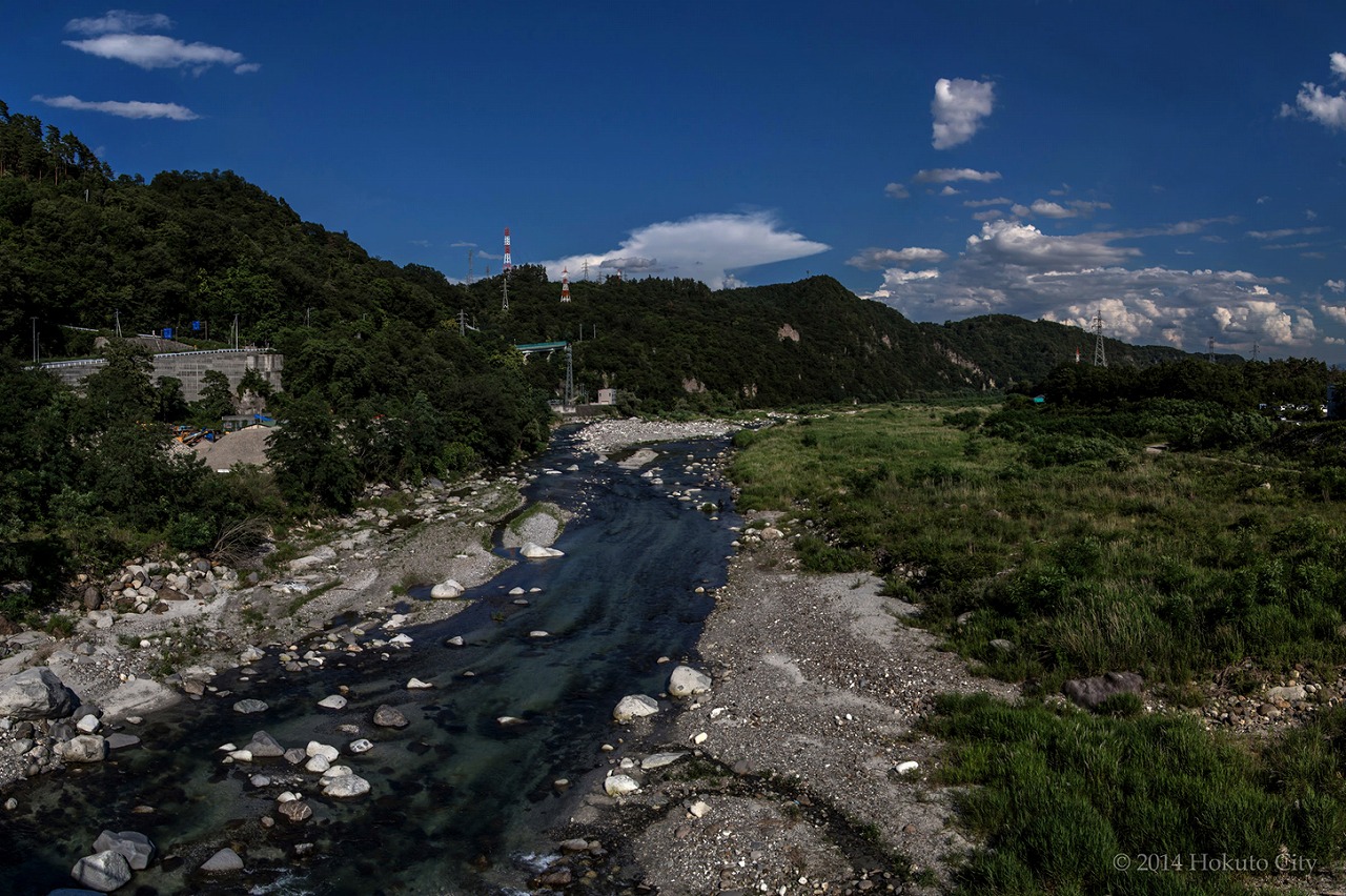 北杜市白州福祉会館「フォッサ・マグナの湯」